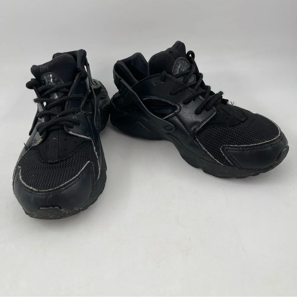 Nike Unisex Kids Huarache-Size 13 C -Black Leather Lace-Up Athletic Shoes